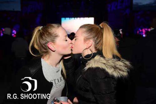 2015-05-23-Sputnik-Spring-Break-Partymonster-320